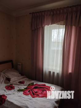 Дом 100м², 2-этажный, на длительный срок,