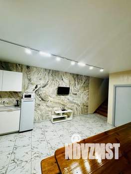 Дом 250м², 2-этажный, посуточно,