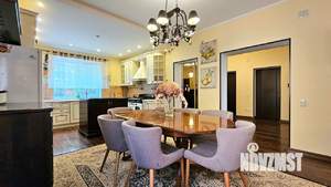 Дом 316м², 3-этажный, участок 7 сот.