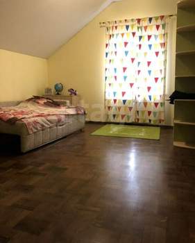 Дом 135м², 2-этажный, участок 10 сот.