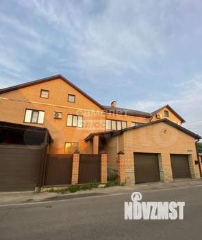 Таунхаус 308м², 2-этажный, участок 8 сот.