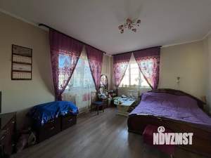 Дом 306м², 2-этажный, участок 15 сот.