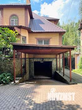 Дом 316м², 3-этажный, участок 7 сот.