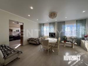 Дом 290м², 2-этажный, участок 15 сот.