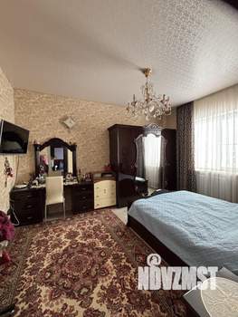 Дом 256м², 3-этажный, участок 14 сот.