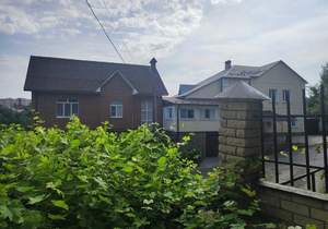 Дом 260м², 3-этажный, участок 5 сот.