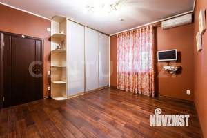 Дом 316м², 3-этажный, участок 7 сот.