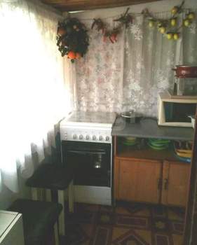 Дом 30м², 2-этажный, участок 6 сот.