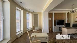 Дом 340м², 3-этажный, участок 10 сот.