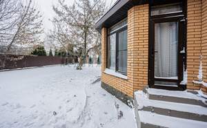 Дом 230м², 3-этажный, на длительный срок, 