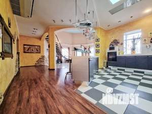 Таунхаус 180м², 2-этажный, на длительный срок, 