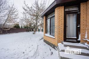 Коттедж 230м², 3-этажный, на длительный срок, 