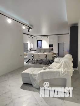 Дом 211м&sup2;, 2-этажный, посуточно, 