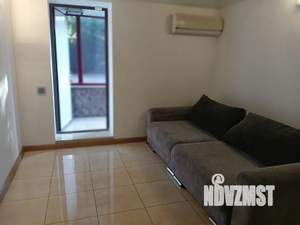 Дом 245м&sup2;, 3-этажный, посуточно, 