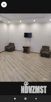 Коттедж 250м&sup2;, 2-этажный, на длительный срок, 