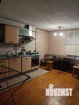 Дом 100м&sup2;, 2-этажный, на длительный срок, 