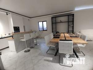 Дом 211м&sup2;, 2-этажный, посуточно, 