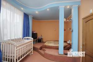 Коттедж 334м², 2-этажный, на длительный срок, 