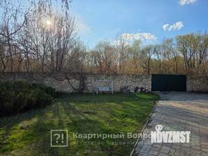 Таунхаус 250м², 2-этажный, на длительный срок, 