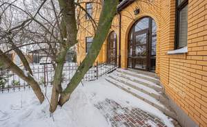 Дом 230м², 3-этажный, на длительный срок, 