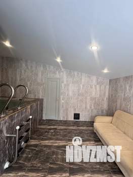 Дом 115м&sup2;, 2-этажный, посуточно, 