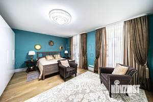 Коттедж 273м², 3-этажный, на длительный срок, 