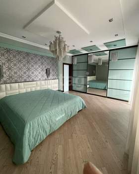 Дом 350м², 3-этажный, участок 8 сот.  