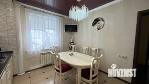 Дом 180м&sup2;, 2-этажный, участок 10 сот.  