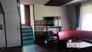 Дом 193м&sup2;, 2-этажный, участок 8 сот.  