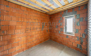 Дом 122м&sup2;, 2-этажный, участок 8 сот.  