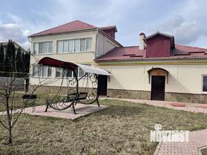 Дом 151м², 2-этажный, участок 16 сот.  