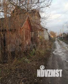 Дача 10м&sup2;, 2-этажный, участок 6 сот.  