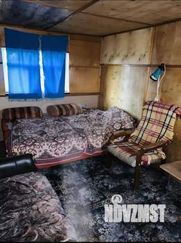 Дом 30м&sup2;, 2-этажный, участок 6 сот.  