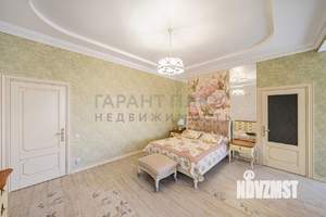 Коттедж 344м², 2-этажный, участок 10 сот.  