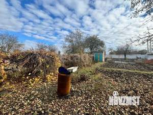 Дом 30м&sup2;, 2-этажный, участок 6 сот.  