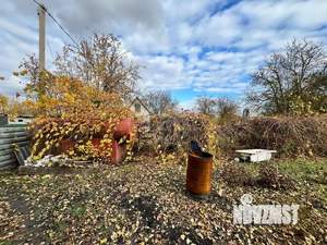 Дом 30м&sup2;, 2-этажный, участок 6 сот.  