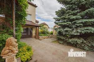 Коттедж 490м&sup2;, 4-этажный, участок 13 сот.  