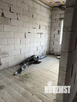 Дом 150м&sup2;, 3-этажный, участок 9 сот.  