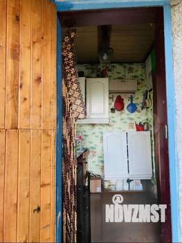 Дом 30м&sup2;, 2-этажный, участок 6 сот.  