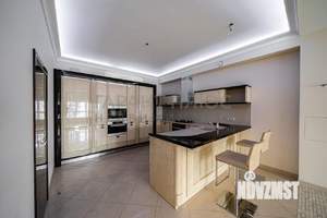 Таунхаус 201м&sup2;, 3-этажный, участок 1 сот.  