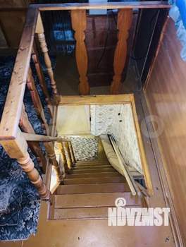 Дом 30м&sup2;, 2-этажный, участок 6 сот.  