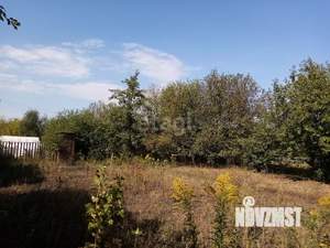 Дом 20м&sup2;, 2-этажный, участок 6 сот.  