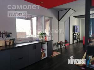 Дом 200м&sup2;, 2-этажный, участок 7 сот.  