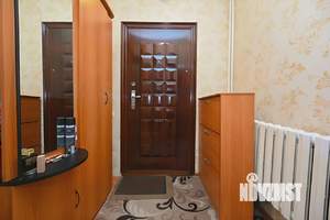 Дом 235м², 3-этажный, участок 8 сот.  