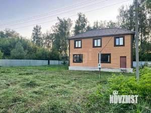 Дом 220м&sup2;, 2-этажный, участок 10 сот.  