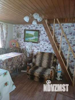 Дом 26м&sup2;, 2-этажный, участок 6 сот.  