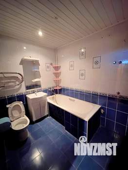 Дом 211м&sup2;, 2-этажный, участок 10 сот.  