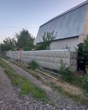 Дом 57м², 2-этажный, участок 6 сот.  