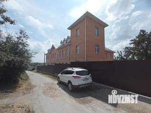 Дом 1227м², 4-этажный, участок 25 сот.  