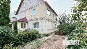 Дом 285м², 2-этажный, участок 9 сот.  